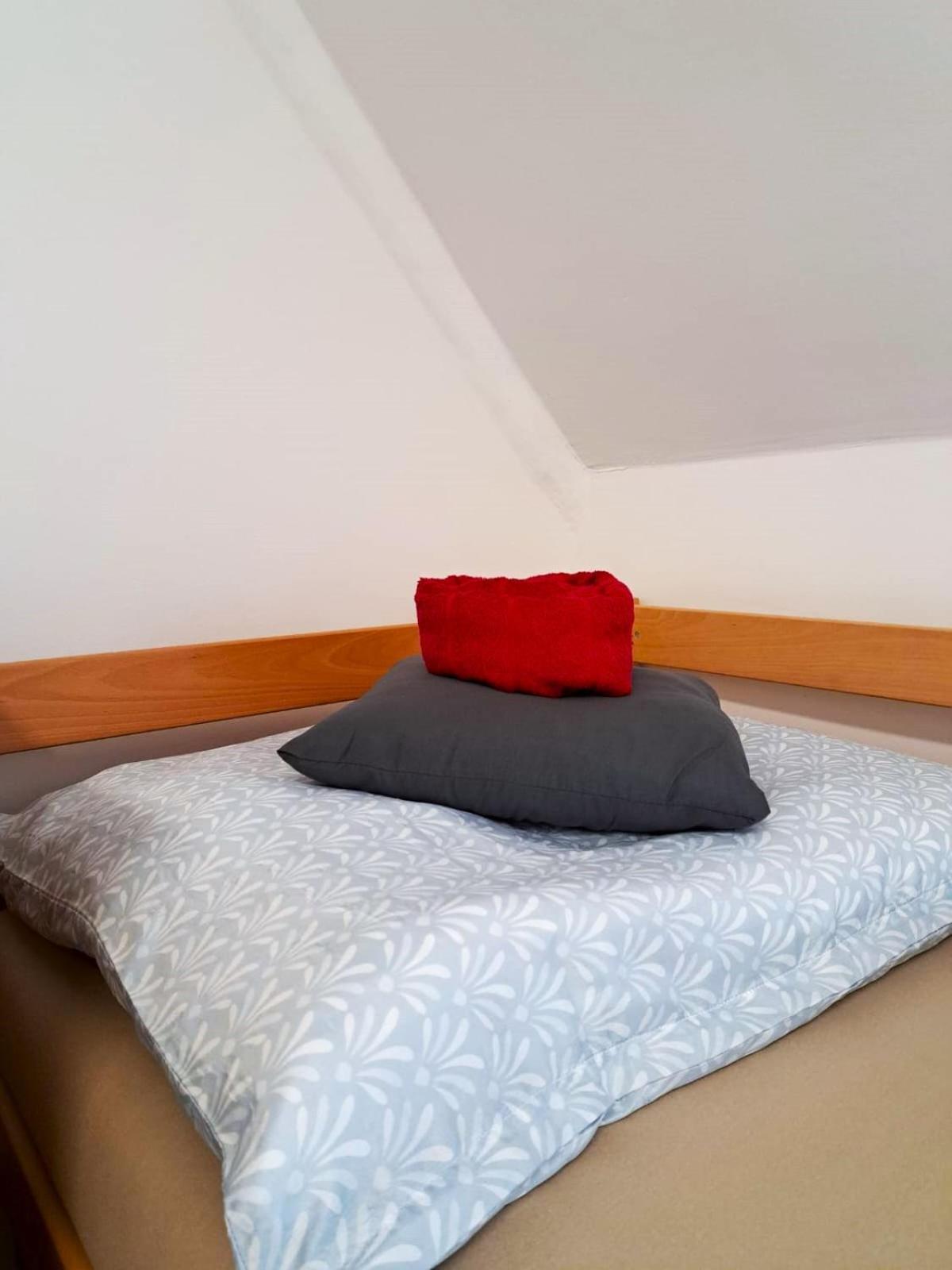 شقة Rentcenter79 Sankt Peter-Freienstein المظهر الخارجي الصورة